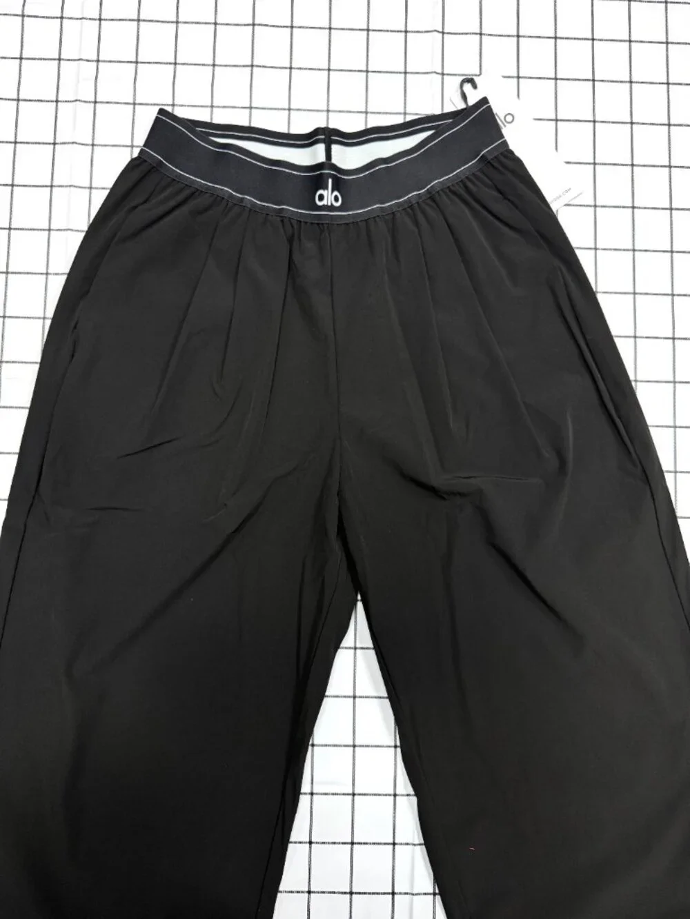 ALO Yoga Black Wide-Leg Trousers - Picture 2 of 8